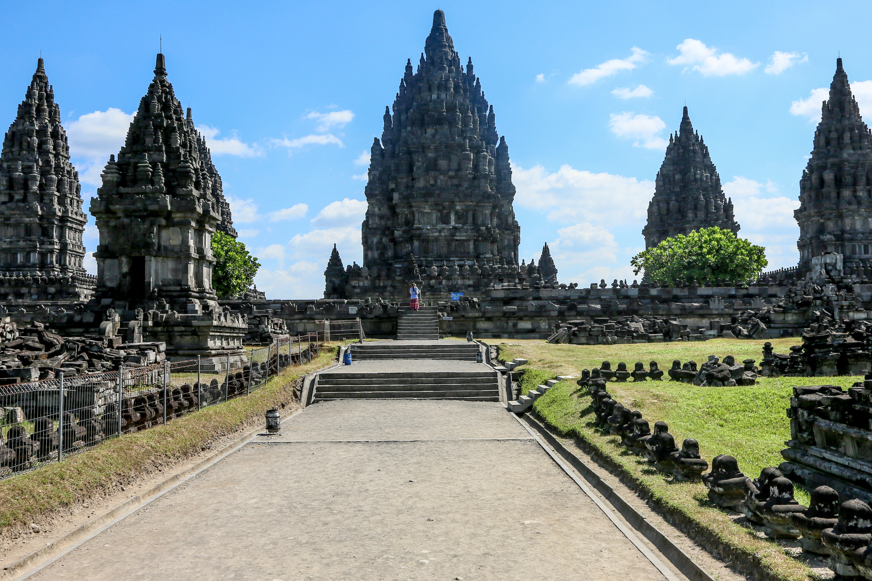 Indonesia – From Pristine Beaches to Cultural Marvels: A Comprehensive 10-Day Guide