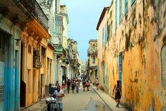 Cuba - Ritmos de salsa y tesoros atemporales: Un itinerario de 10 días para acampar, surfear, escalar, hacer senderismo y tirolesa